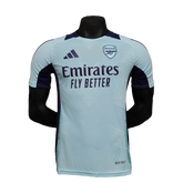Camisa Arsenal 24/25 Pré-Jogo - Azul Claro - Versão Jogador